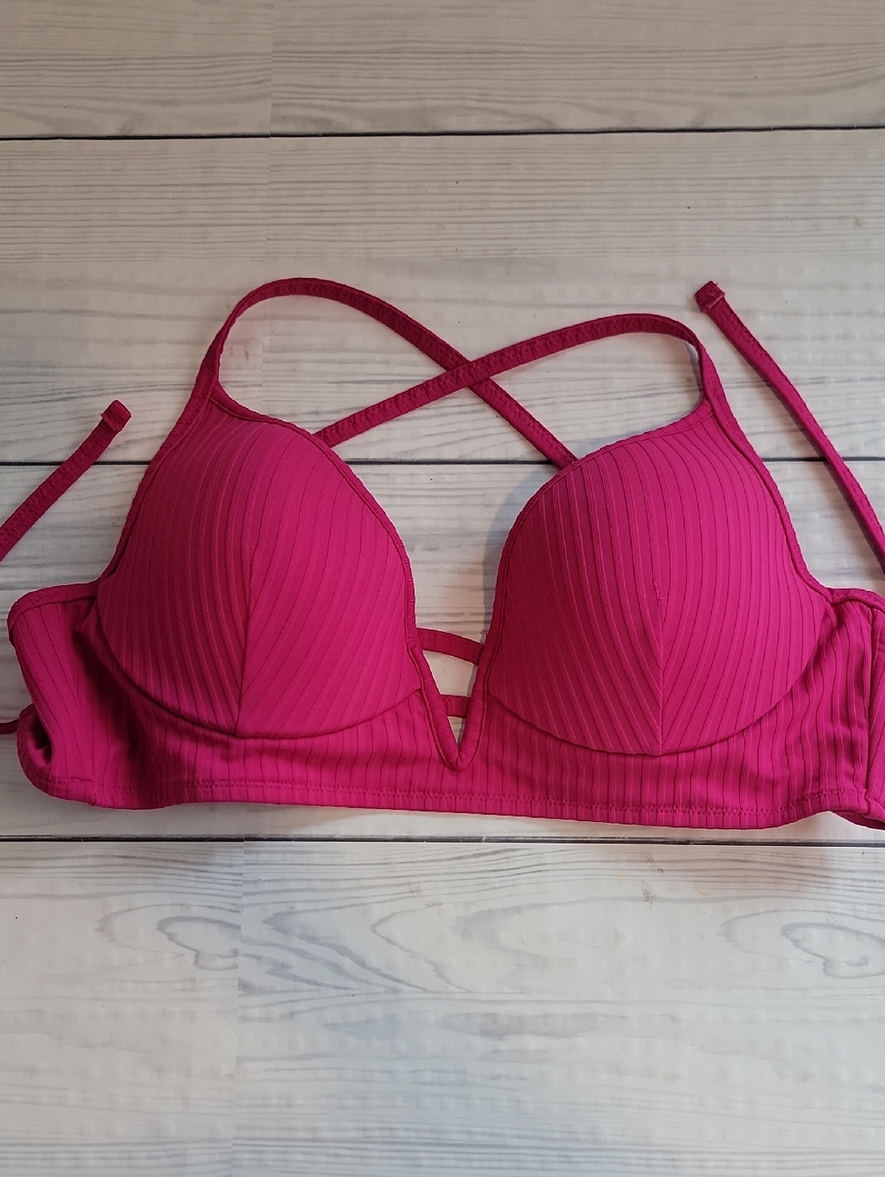 Shade & Shore Swimwear Strappy V-Neck Ribbed Bikini Top - Hot Pink Size 34C - Picture 5 of 8